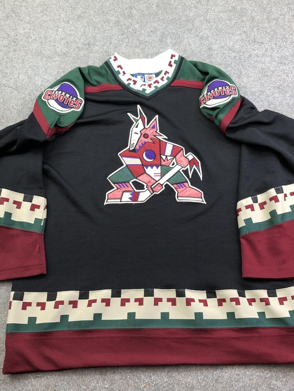 NEW Vintage Phoenix Coyotes Jersey Mens L Multi-Color NHL Hockey Starter Kachina